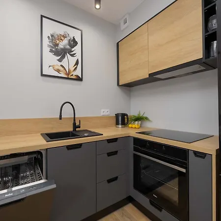 Apartamento Komfortowe Rodzinne Okrzei By Renters