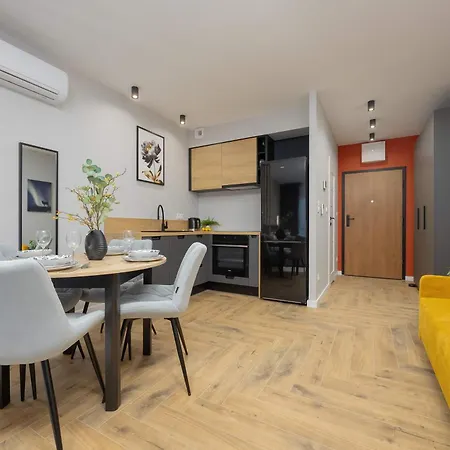 Komfortowe Rodzinne Okrzei By Renters Апартаменты Варшава