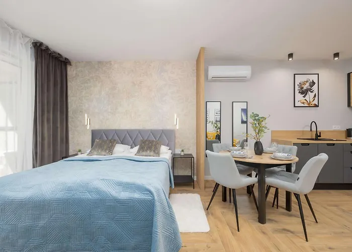 Apartment Komfortowe Rodzinne Okrzei By Renters